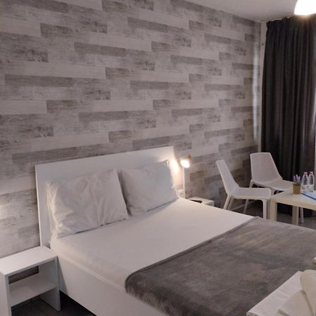 Simada Blue Guesthouse Golden Sands Exteriör bild