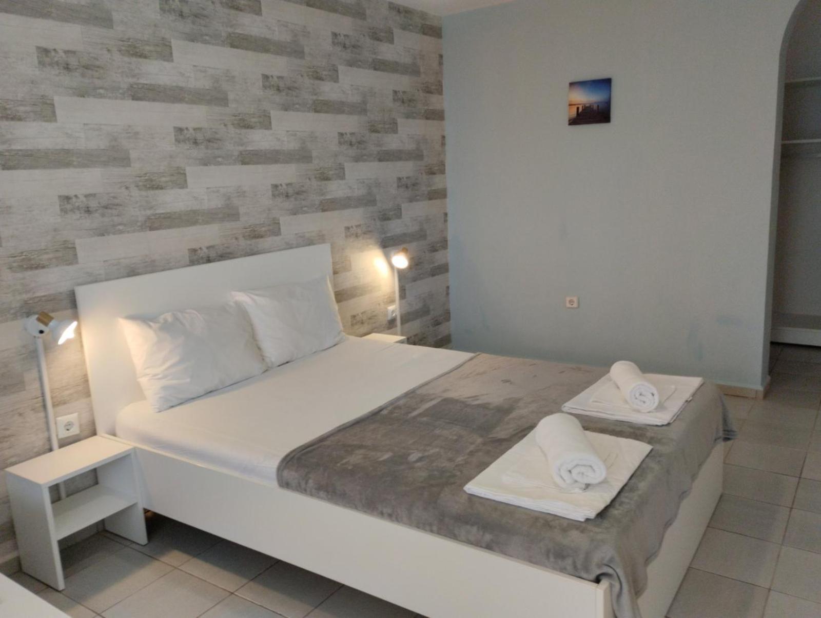 Simada Blue Guesthouse Golden Sands Exteriör bild