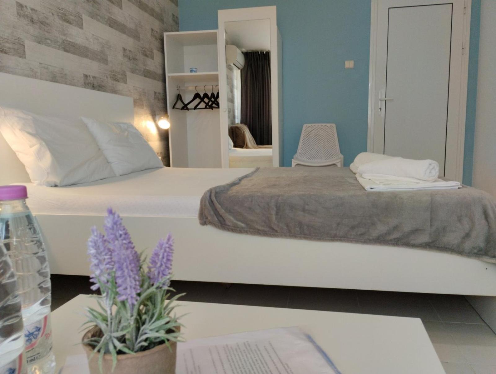 Simada Blue Guesthouse Golden Sands Exteriör bild